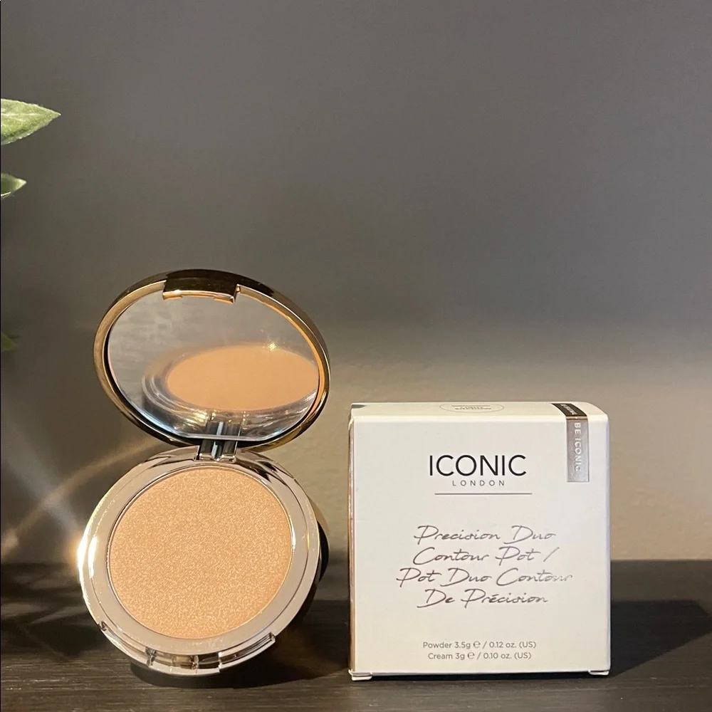 ICONIC London Precision Duo Contour Pot in Light Shadow